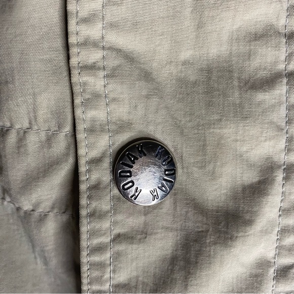 Kodiak Nylon Jacket Vintage Blue & Beige Mens M Classic Raincoat Hiking Camping - Picture 9 of 13